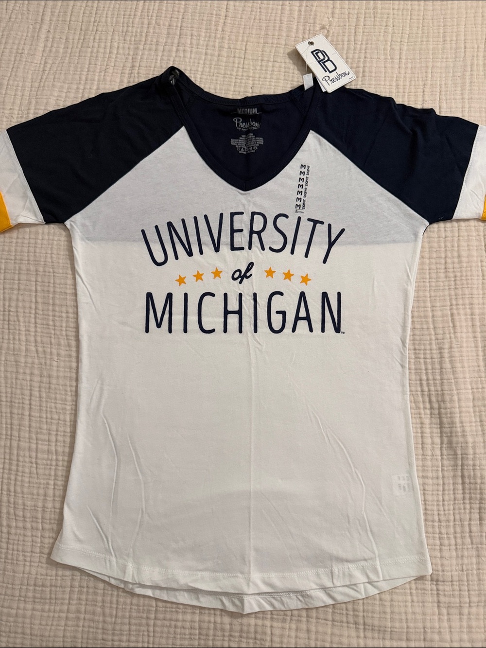 Michigan V-neck raglan tee